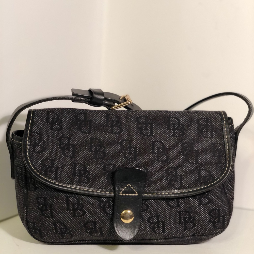 Dooney and Bourke small signature black bag